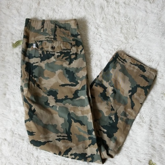 Levi's Other - Levis Camu Jean's Sz 33x30 Mens